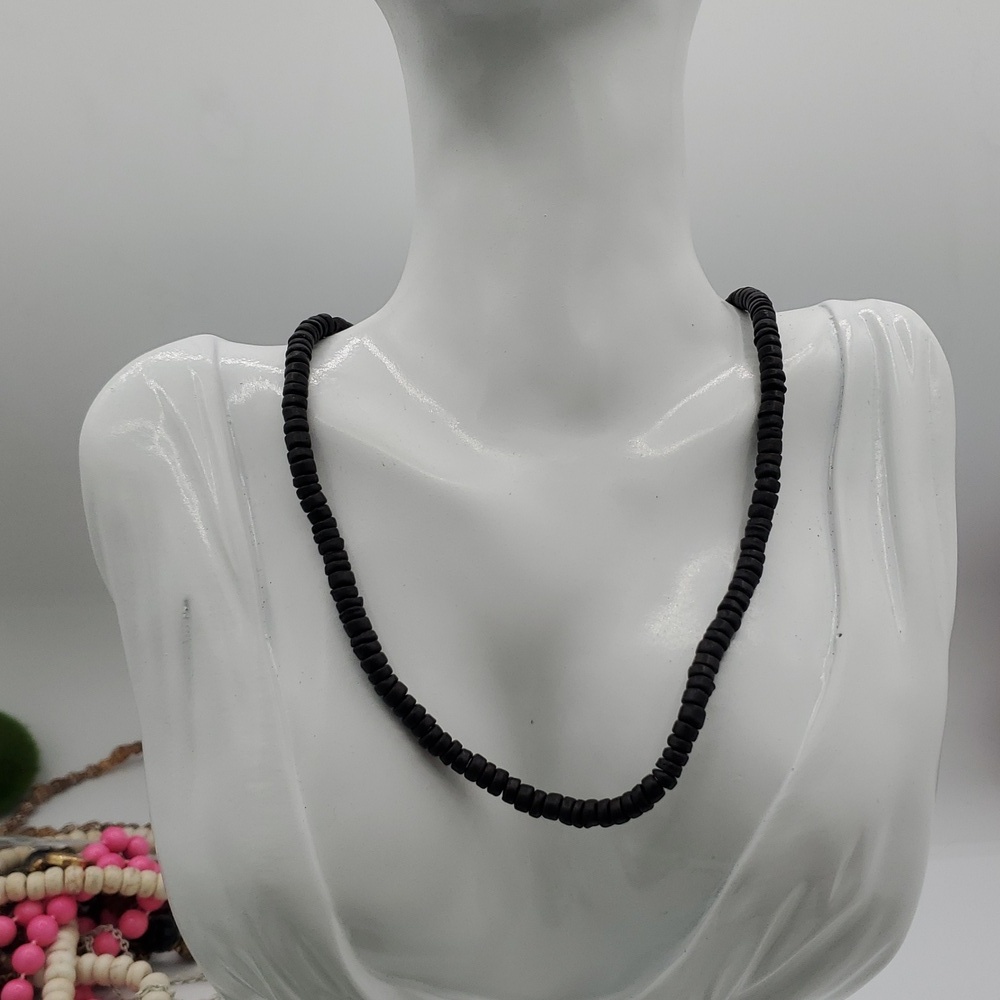Exotic Spacer Wooden Choker Necklace 16 Inch N3615
